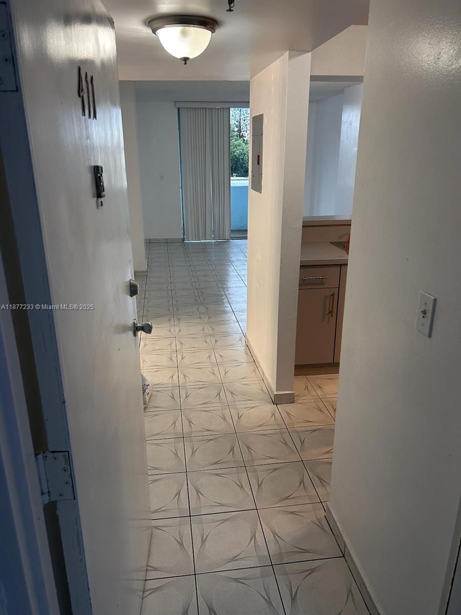 501 Southwest 1st Street, Unit 411 Miami, FL 33130 - Photo 12 of 18 a view of a hallway