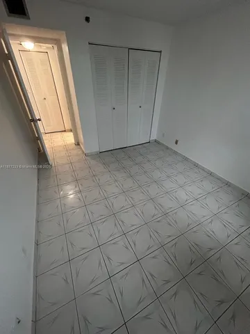 $1,650 | 501 Southwest 1st Street, Unit 411, Miami, FL 33130