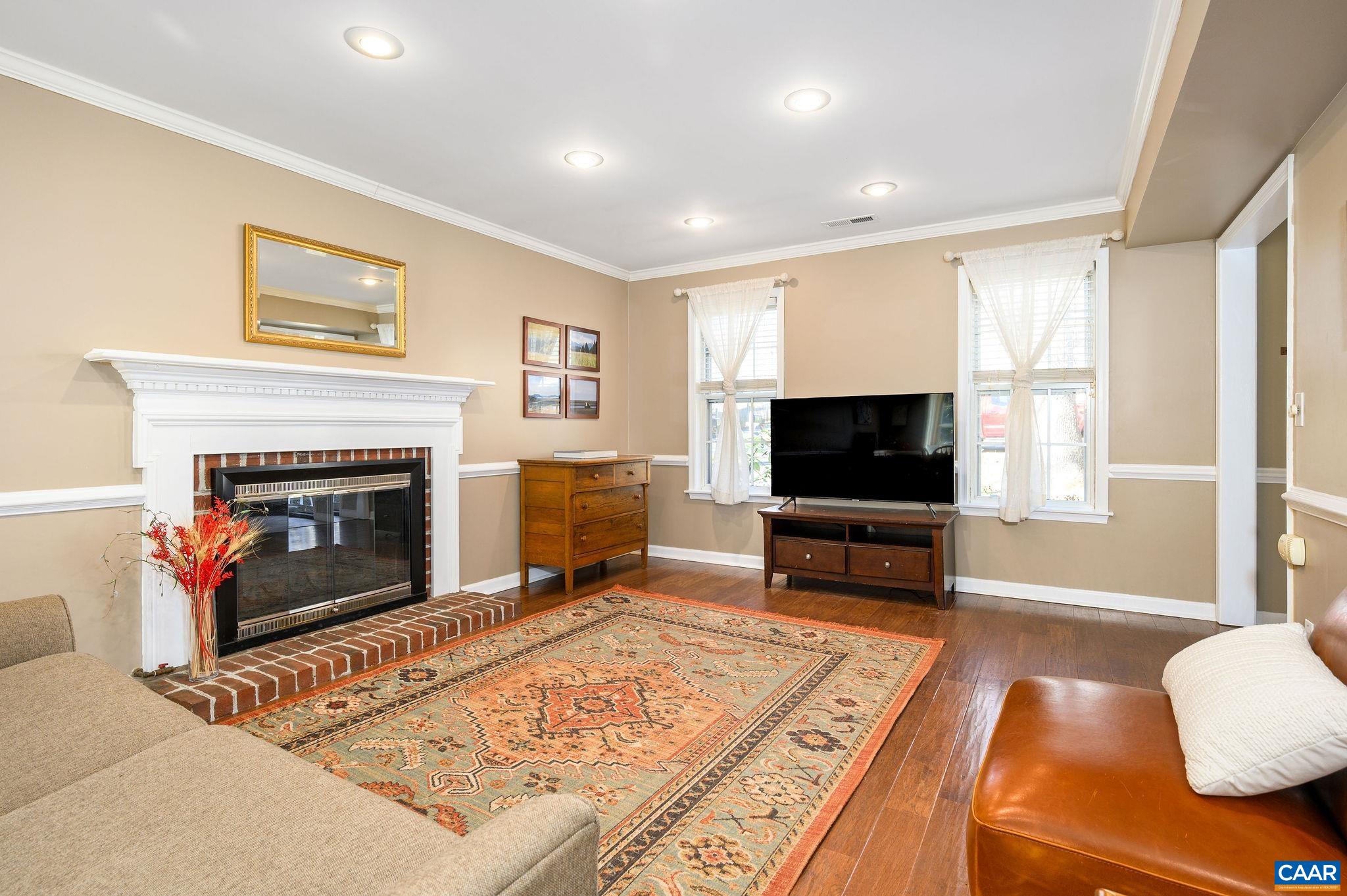 334 North Bennington Road Charlottesville, VA 22901 - Photo 6 of 38