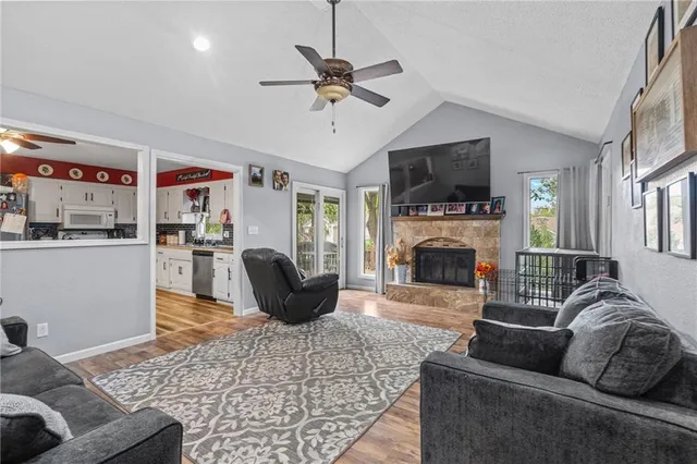 $305,000 | 2004 Maverick Trail, Harrisonville, MO 64701