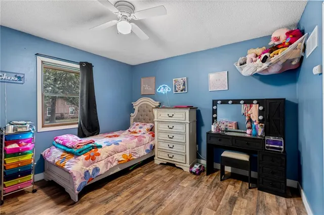 $305,000 | 2004 Maverick Trail, Harrisonville, MO 64701