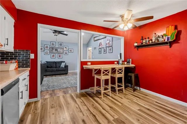 $305,000 | 2004 Maverick Trail, Harrisonville, MO 64701