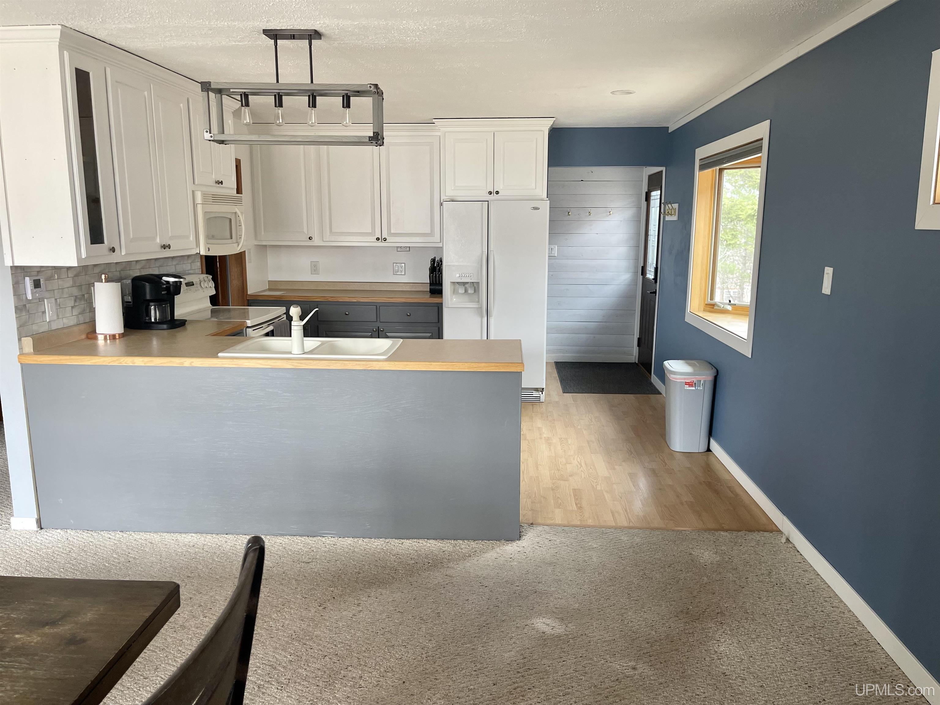 115 South Rose Street Ishpeming, MI 49849 - Photo 3 of 37 Gallery Image 3