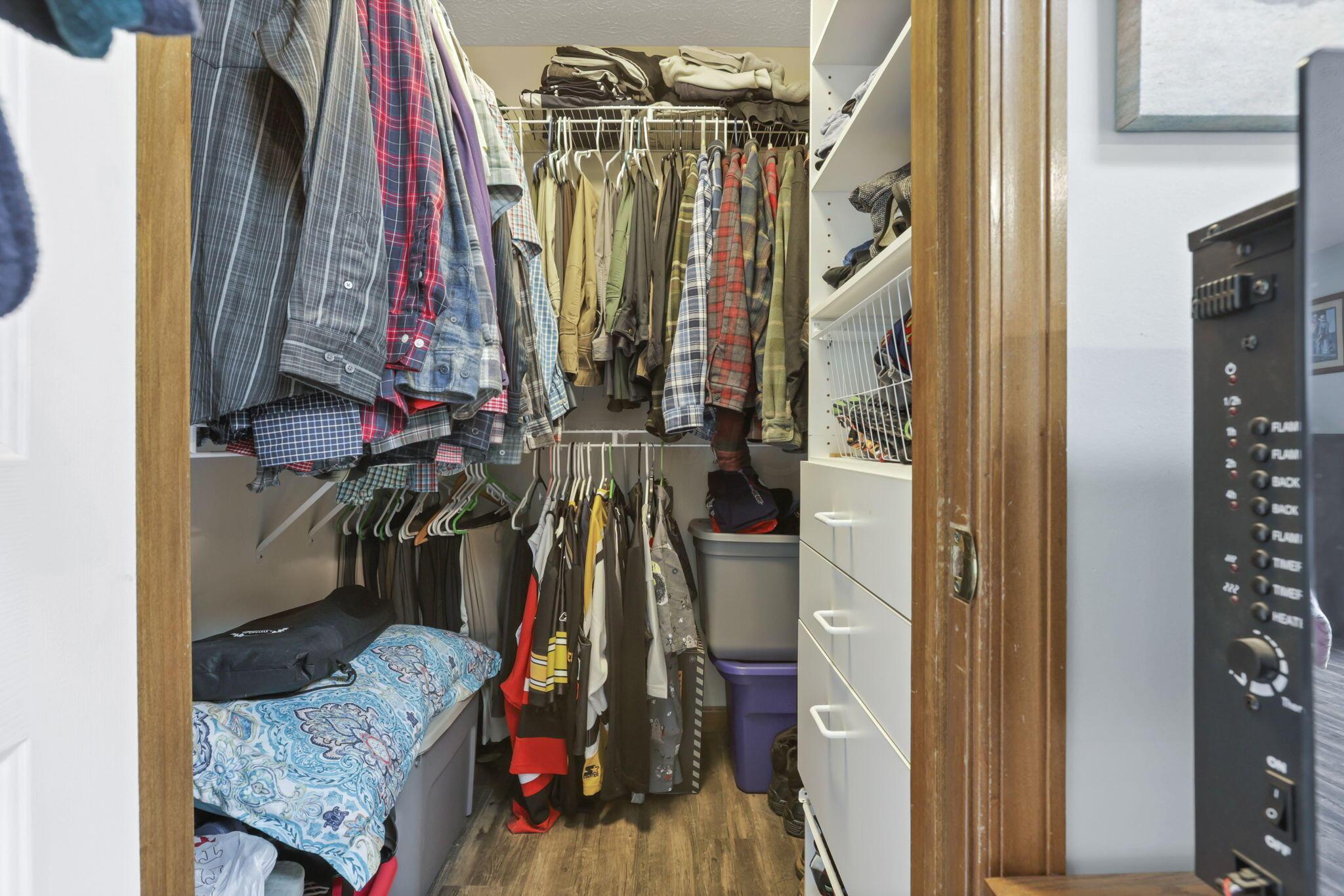 7771 Columbus Road Southwest Pataskala, OH 43062 - Photo 55 of 102 Owner's Suite: Walk-In Closet