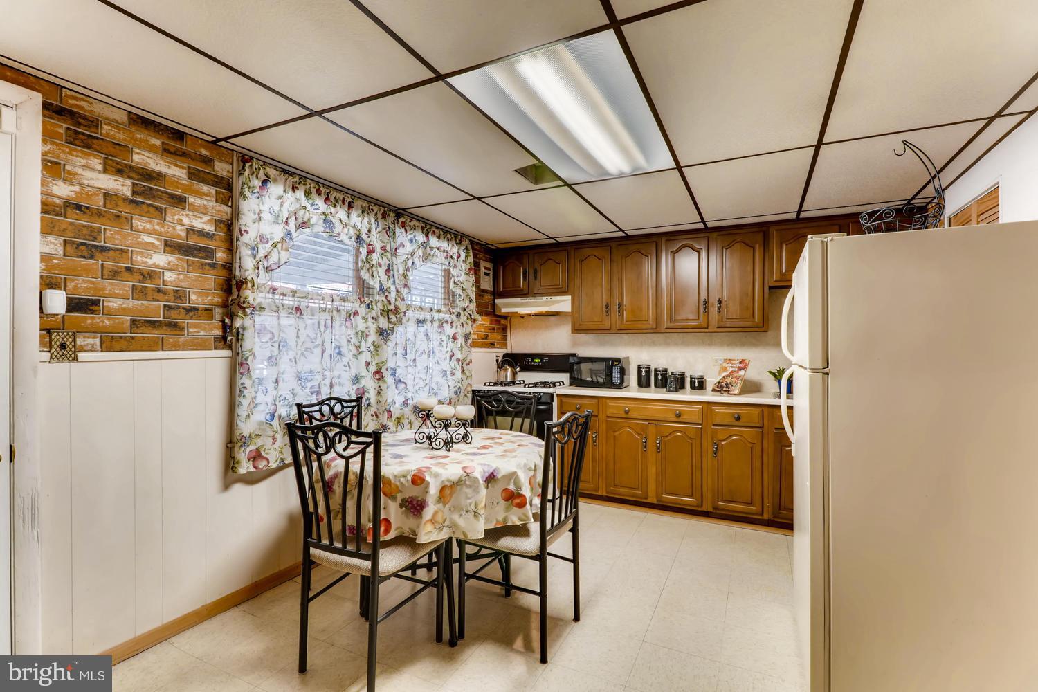 2717 Hollins Ferry Road Baltimore, MD 21230 - Photo 12 of 30 This home has been well cared for
