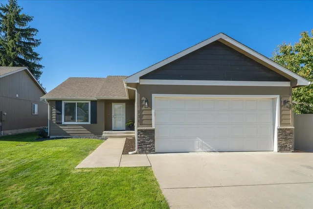 $449,900 | 520 South McKee Street, Greenacres, WA 99016