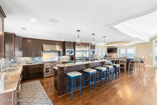 $5,400,000 | 4803 Ocean Drive, Emerald Isle, NC 28594