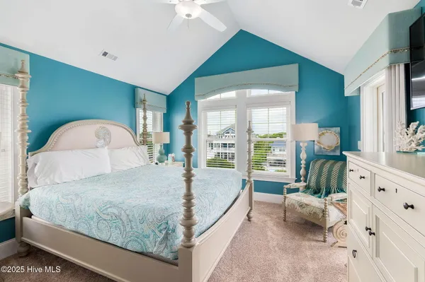 $5,400,000 | 4803 Ocean Drive, Emerald Isle, NC 28594