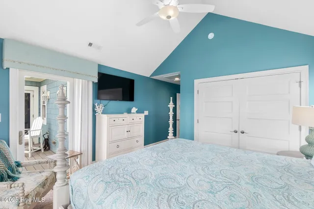 $5,400,000 | 4803 Ocean Drive, Emerald Isle, NC 28594