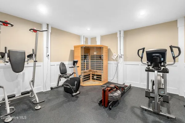 $5,400,000 | 4803 Ocean Drive, Emerald Isle, NC 28594