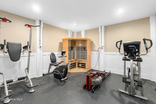 $5,400,000 | 4803 Ocean Drive, Emerald Isle, NC 28594