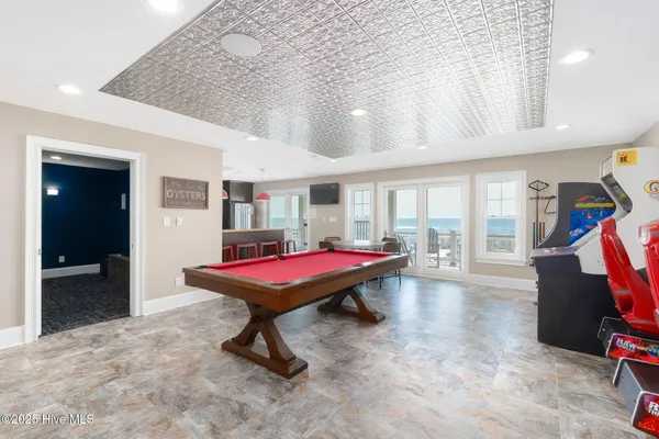 $5,400,000 | 4803 Ocean Drive, Emerald Isle, NC 28594