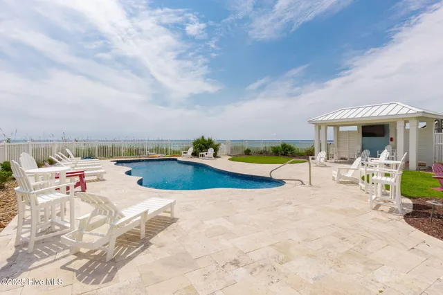 $5,400,000 | 4803 Ocean Drive, Emerald Isle, NC 28594