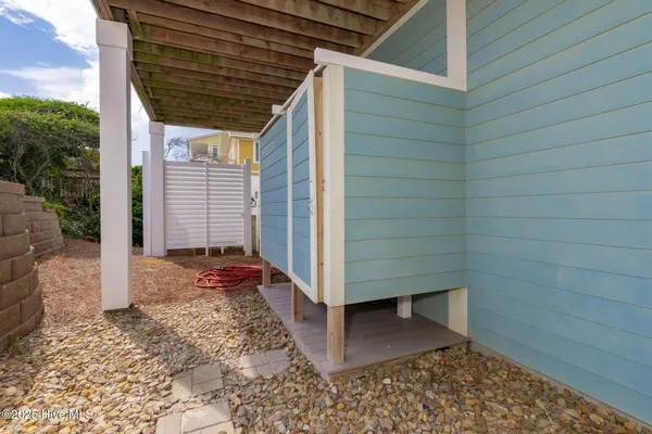 $5,400,000 | 4803 Ocean Drive, Emerald Isle, NC 28594