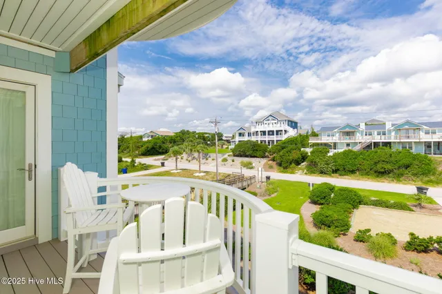 $5,400,000 | 4803 Ocean Drive, Emerald Isle, NC 28594