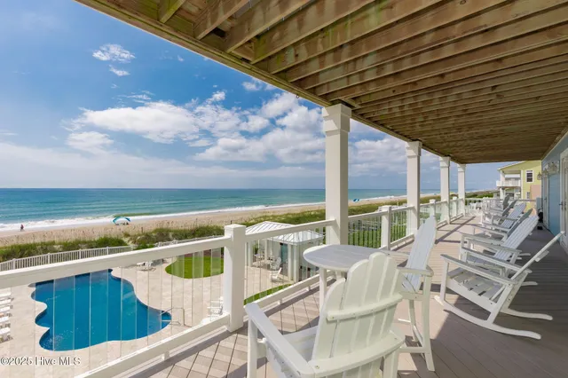 $5,400,000 | 4803 Ocean Drive, Emerald Isle, NC 28594
