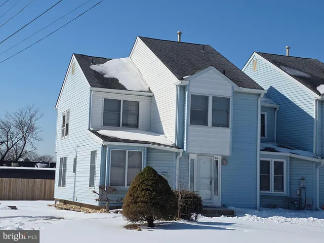 $274,900 | 70 Suburban Boulevard, Delran, NJ 08075