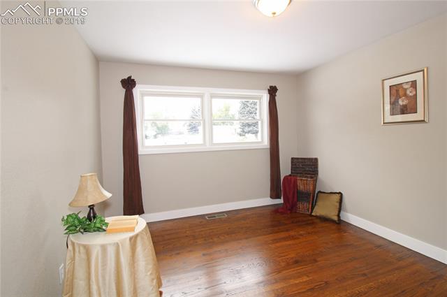 1211 Prairie Road Colorado Springs, CO 80909 - Photo 9 of 34 Gallery Image 9