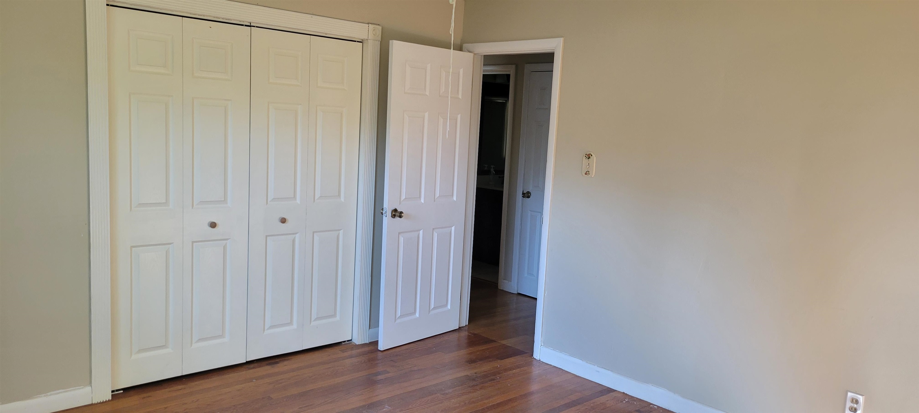 4 Grant Street Derry, NH 03038 - Photo 16 of 17