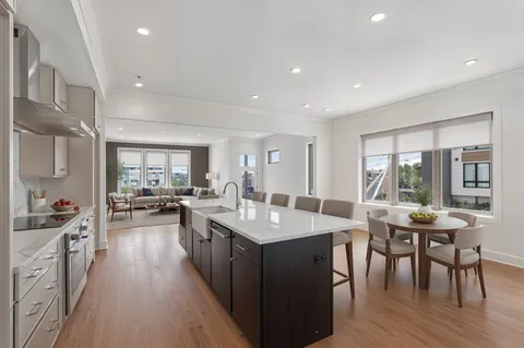 $1,995,000 | 301 33rd Avenue North, Nashville, TN 37209