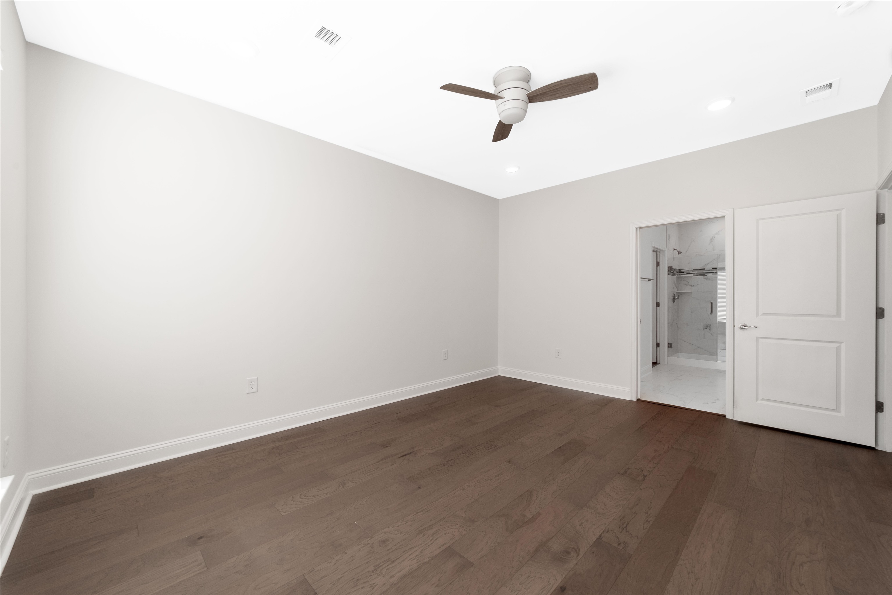 6040 Campanella Street Myrtle Beach, SC 29577 - Photo 14 of 39