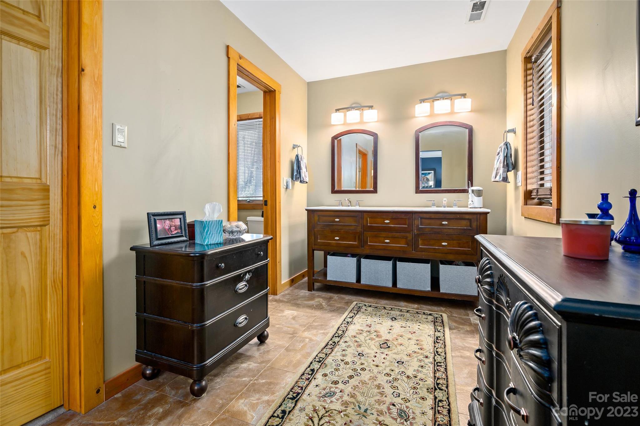 139 Panther Gap Road Brevard, NC 28712 - Photo 24 of 42 a view of hotel room with two chairs and a dresser