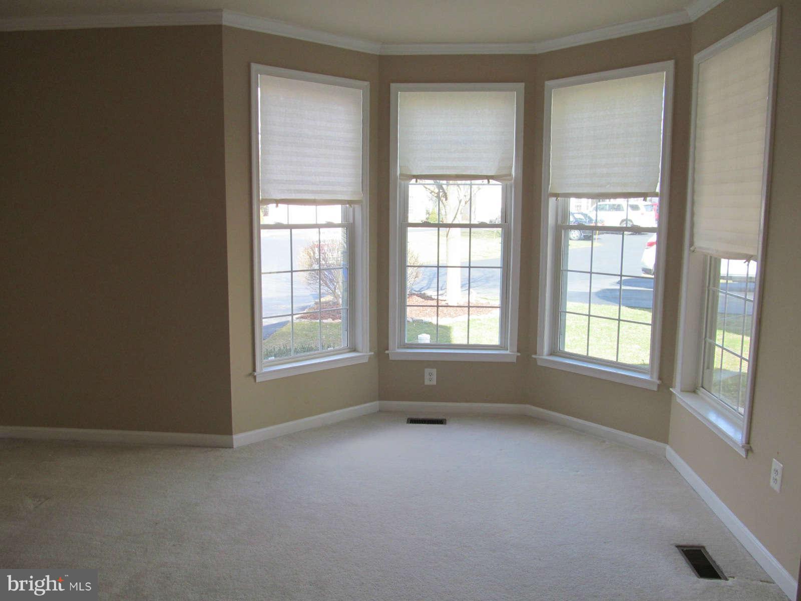 2551 Bear Den Road Frederick, MD 21701 - Photo 4 of 20 Living Room