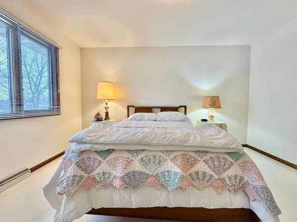 $240,000 | 434 East 11th Street, Unit I, New Richmond, WI 54017