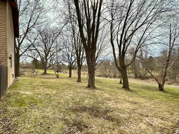 $230,000 | 434 East 11th Street, Unit I, New Richmond, WI 54017