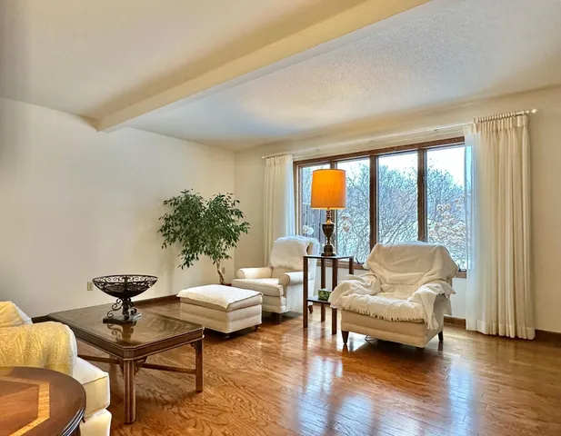 $240,000 | 434 East 11th Street, Unit I, New Richmond, WI 54017