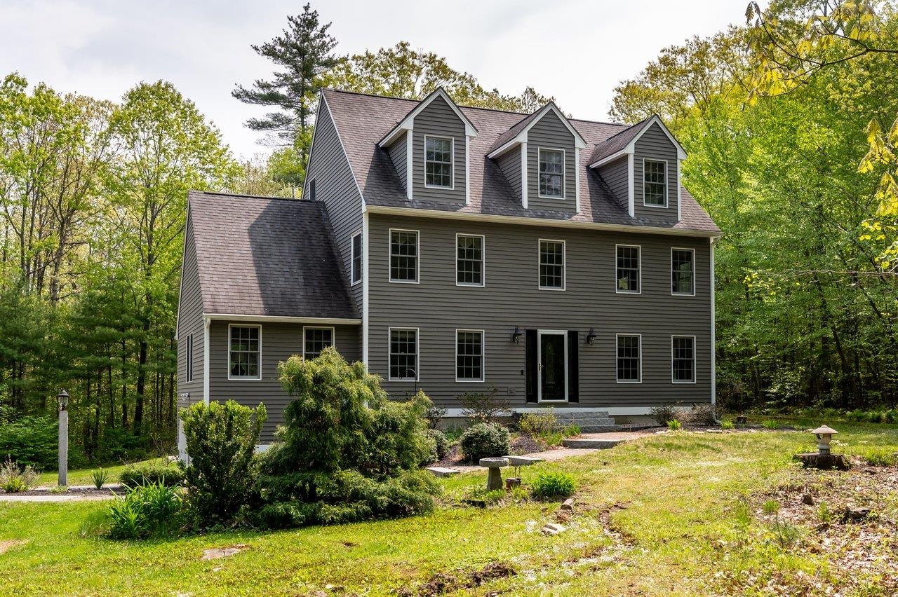 47 Blue Hills Drive Rochester, NH 03839 - Photo 1 of 34