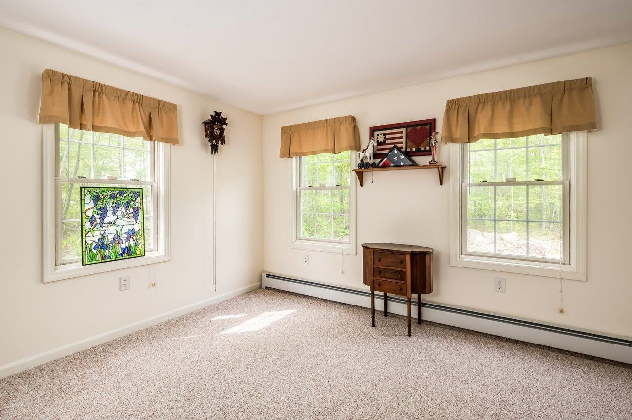 47 Blue Hills Drive Rochester, NH 03839 - Photo 11 of 34