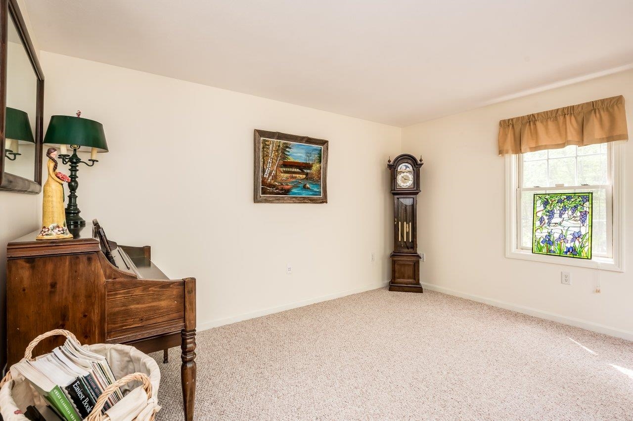 47 Blue Hills Drive Rochester, NH 03839 - Photo 12 of 34