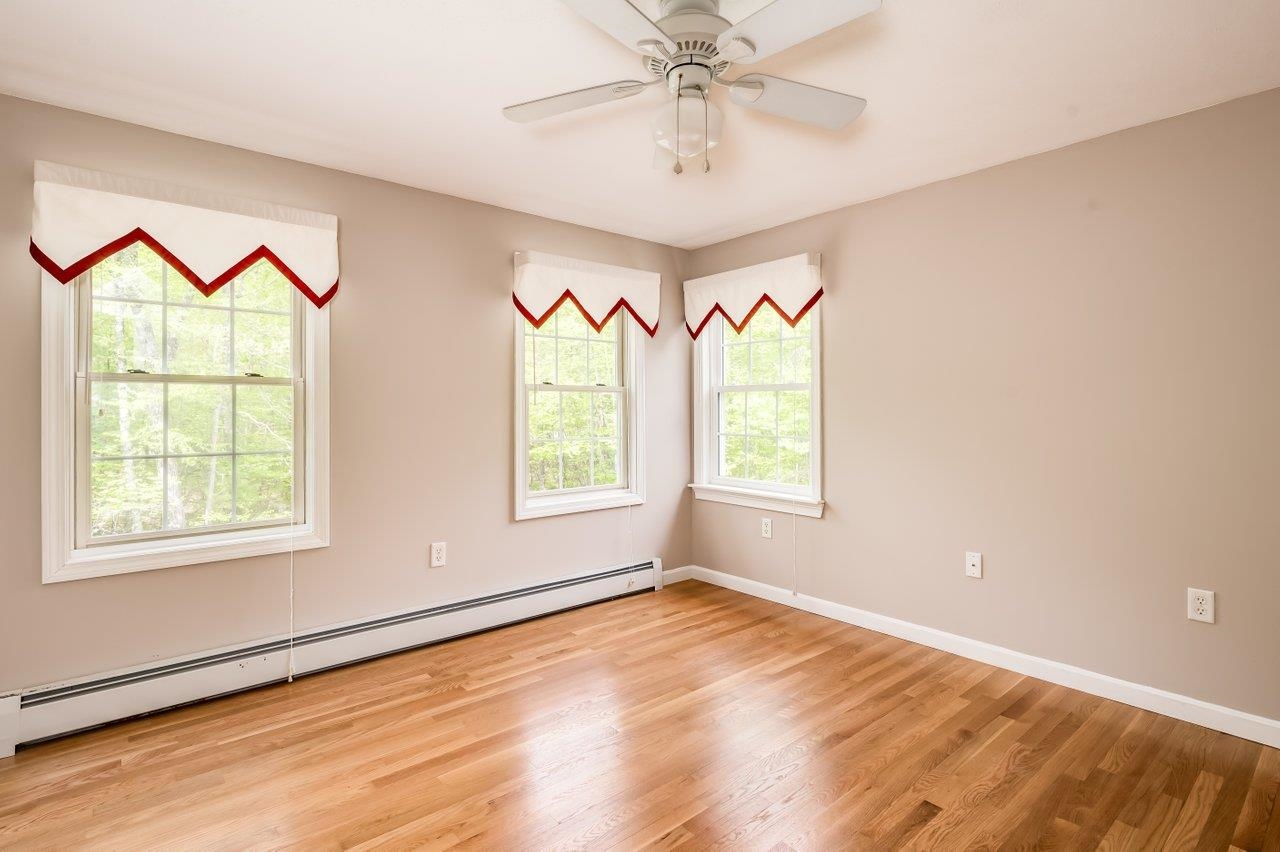 47 Blue Hills Drive Rochester, NH 03839 - Photo 22 of 34