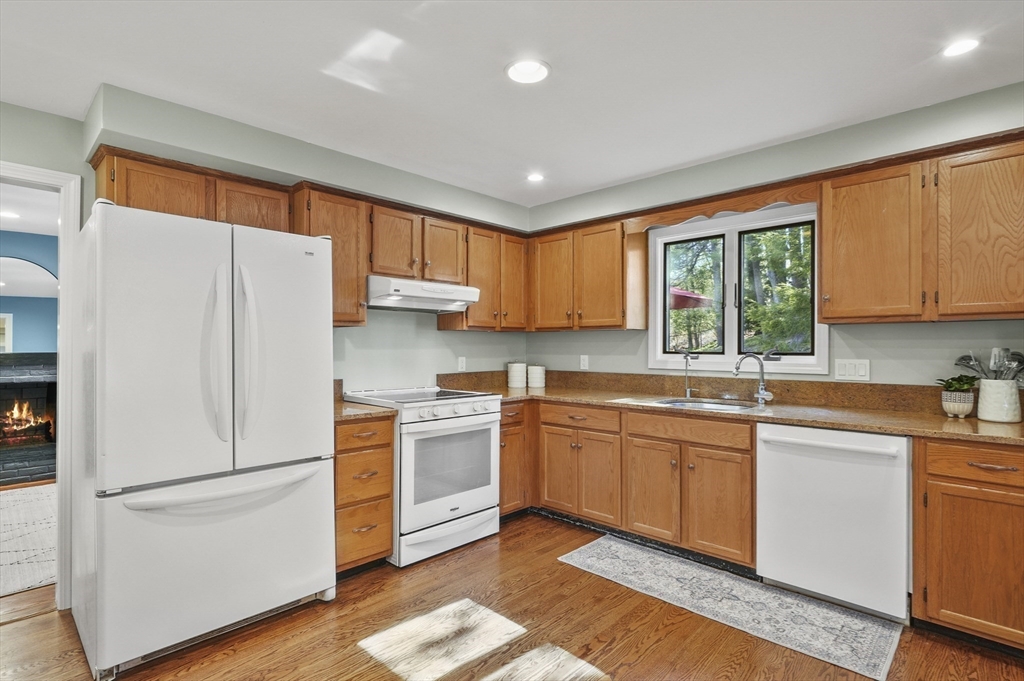 38 Eaton Road Framingham, MA 01701 - Photo 18 of 40