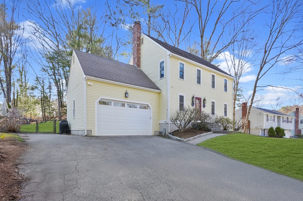 38 Eaton Road Framingham, MA 01701 - Photo 2 of 40