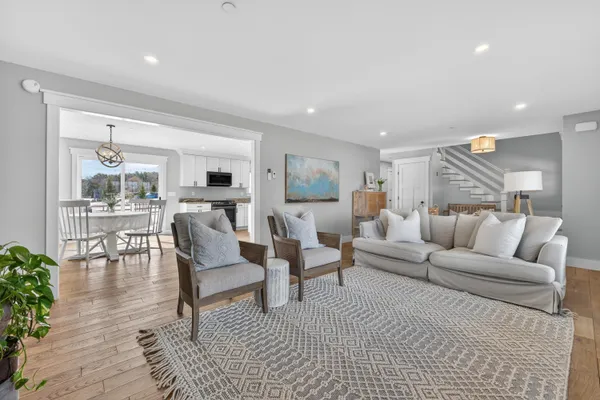 $925,000 | 2 Renee Road, Freeport, ME 04032