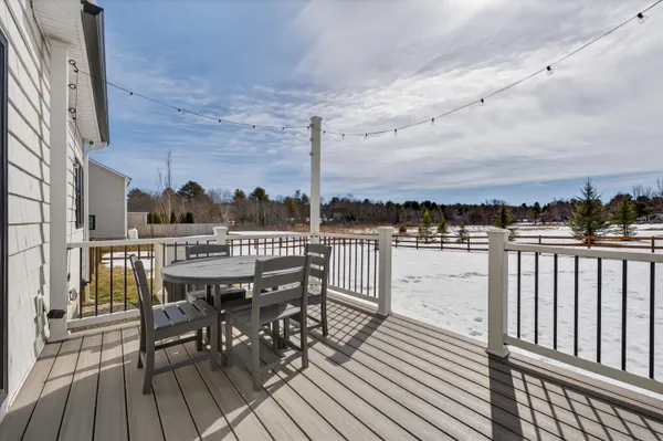 $925,000 | 2 Renee Road, Freeport, ME 04032