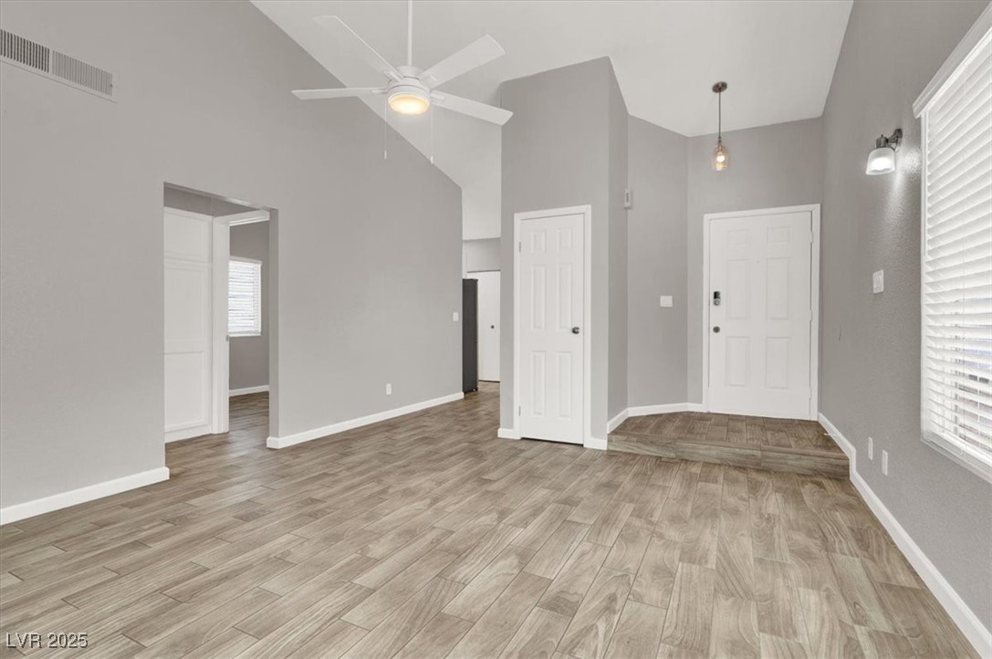 537 Inness Avenue Henderson, NV 89011 - Photo 3 of 28 Gallery Image 3