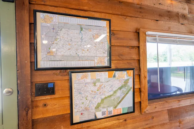 $695,000 | 2598 Tennessee Avenue North, Parsons, TN 38363