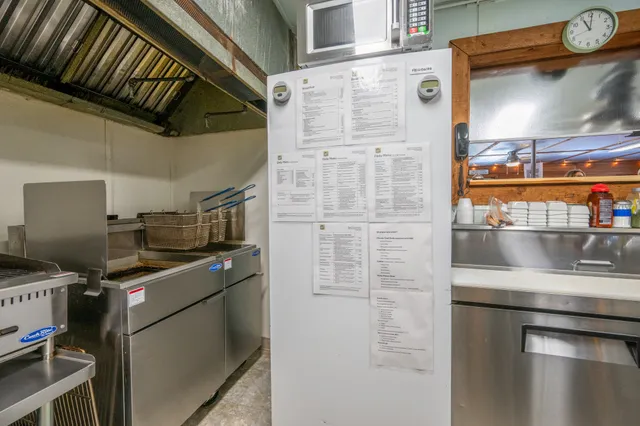 $695,000 | 2598 Tennessee Avenue North, Parsons, TN 38363