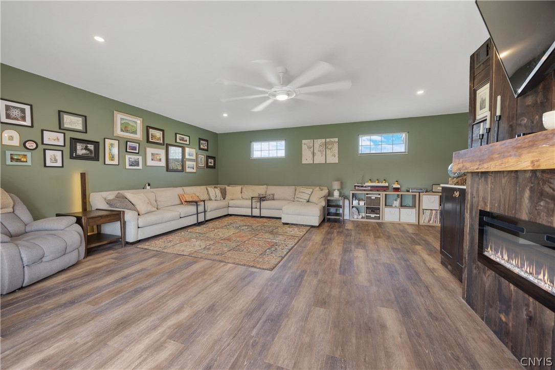 441 Kingdom Road Volney, NY 13126 - Photo 16 of 49
