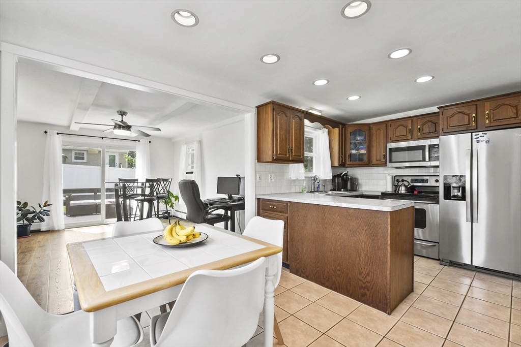 11 Hill Road Holbrook, MA 02343 - Photo 12 of 40 Gallery Image 12
