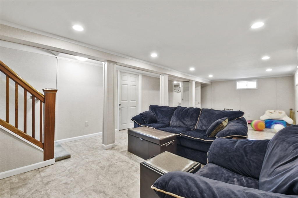 11 Hill Road Holbrook, MA 02343 - Photo 29 of 40 Gallery Image 29