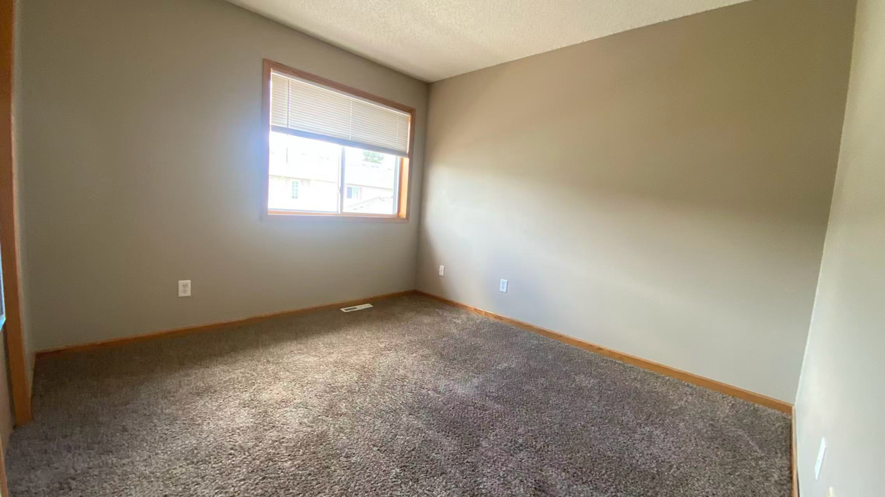 212 Tanager Path Mankato, MN 56001 - Photo 15 of 17