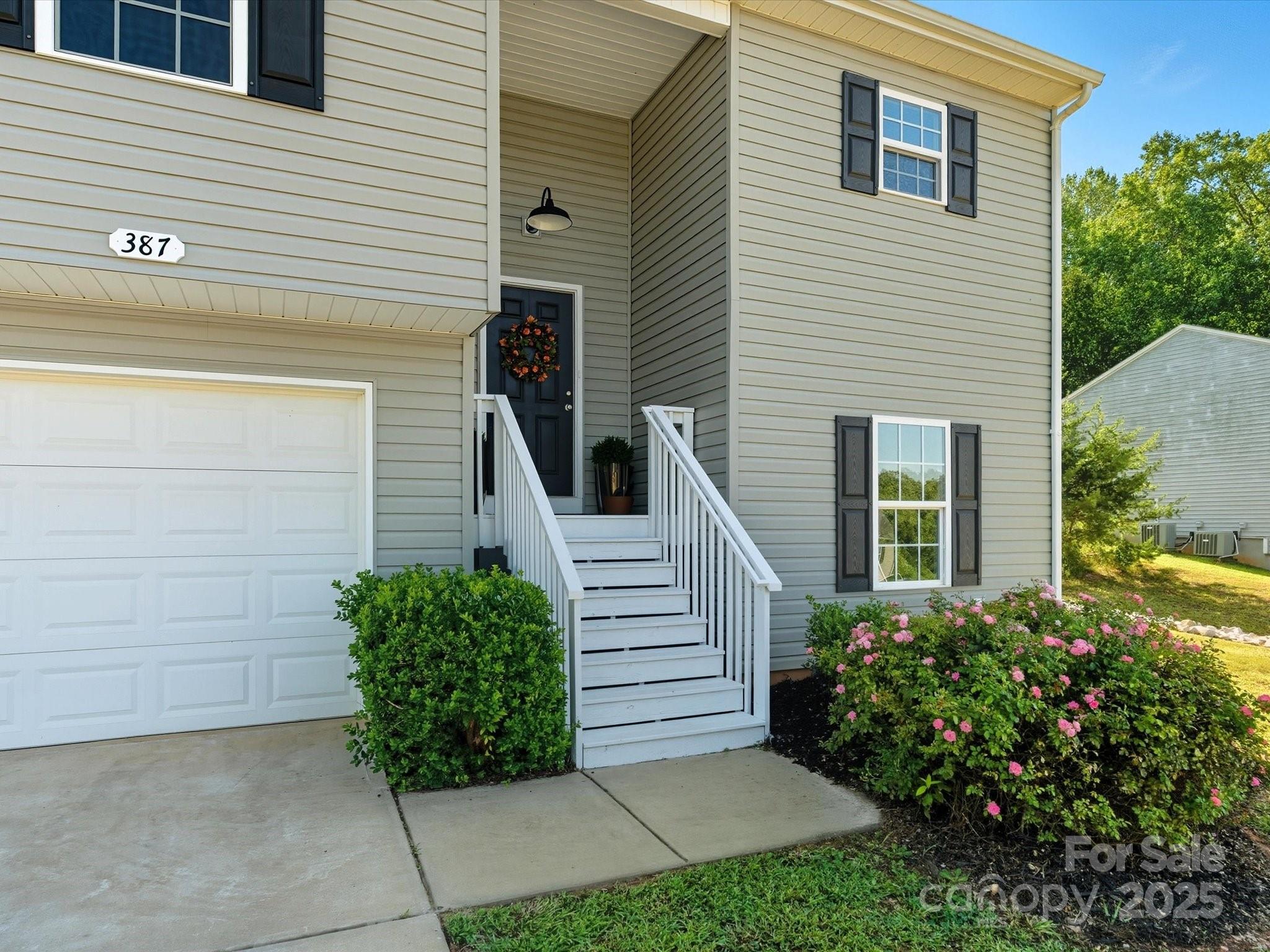 387 Lone Tree Lane Clover, SC 29710 - Photo 3 of 48 Gallery Image 3