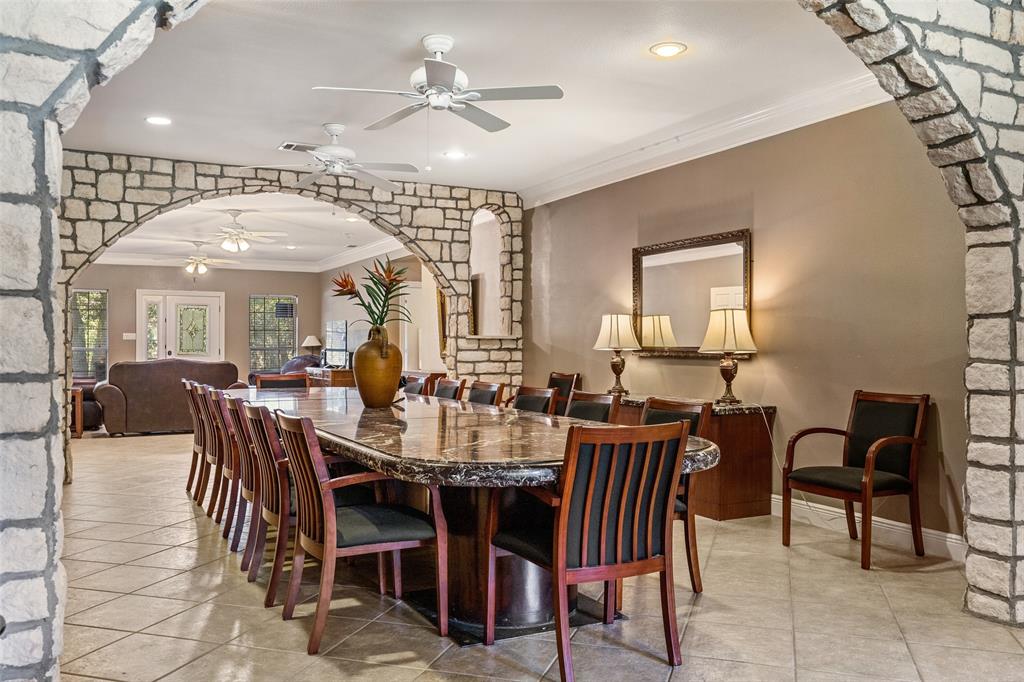 3924 Cross Timber Road Burleson, TX 76028 - Photo 12 of 40