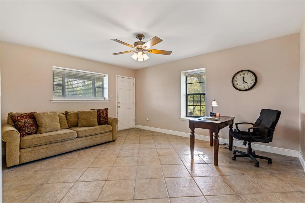 3924 Cross Timber Road Burleson, TX 76028 - Photo 24 of 40