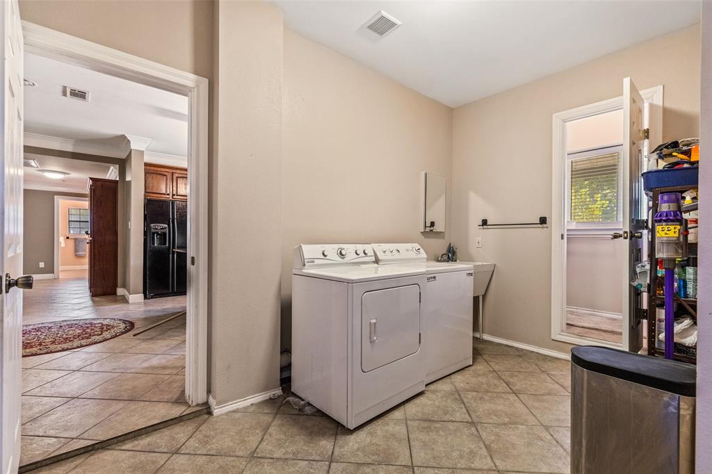 3924 Cross Timber Road Burleson, TX 76028 - Photo 26 of 40