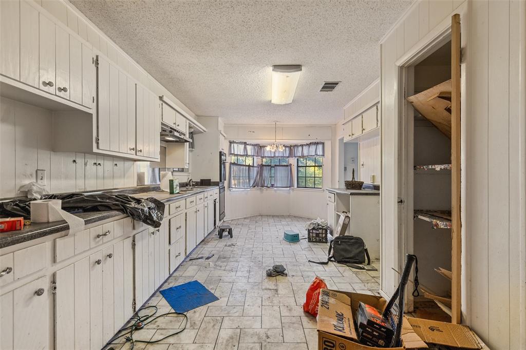 3924 Cross Timber Road Burleson, TX 76028 - Photo 33 of 40